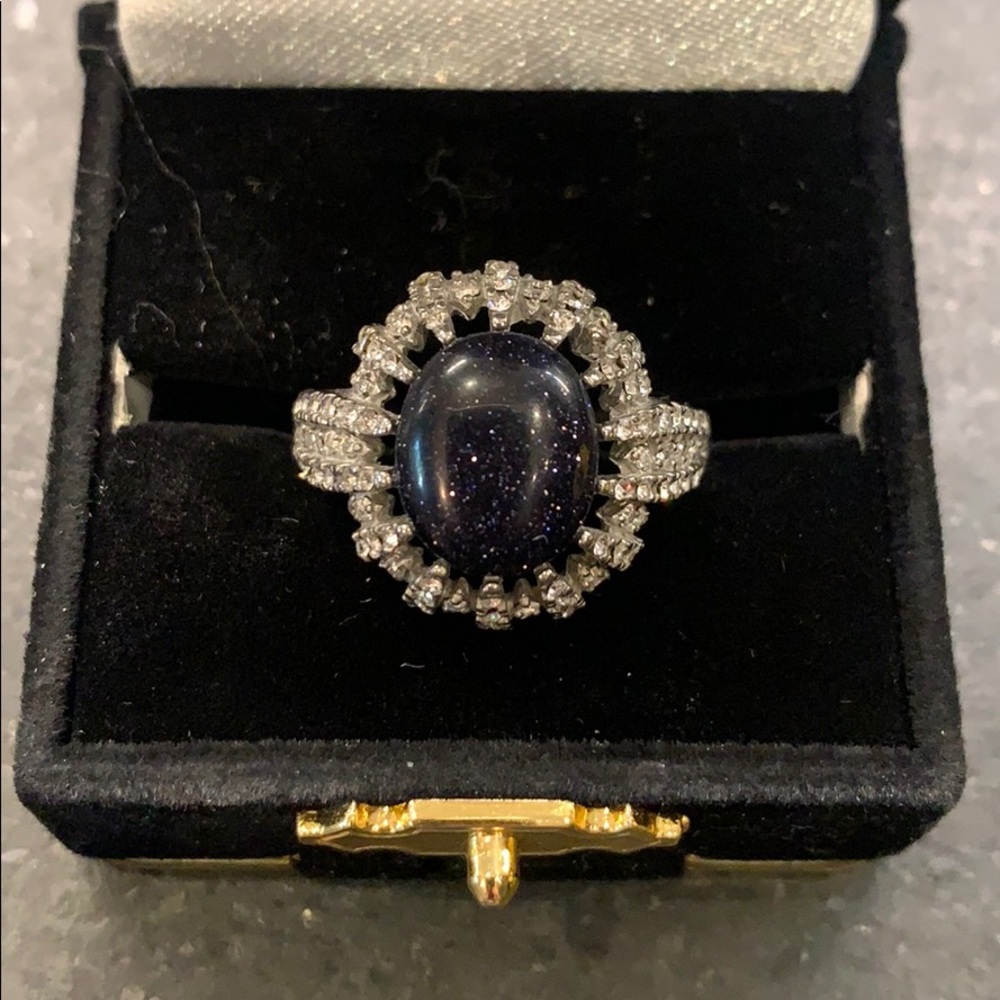 Costume rhinestone ring with black Shimmerstone